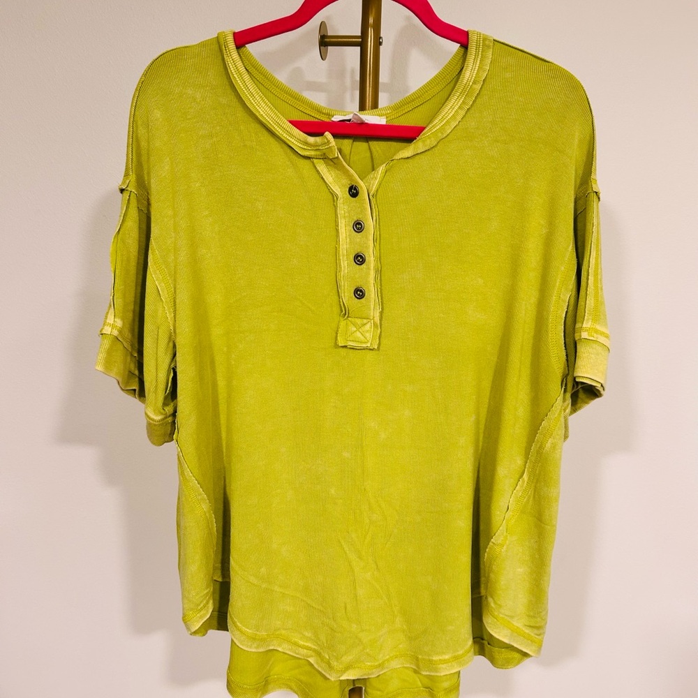 Women's Lime Green Button-Up Top